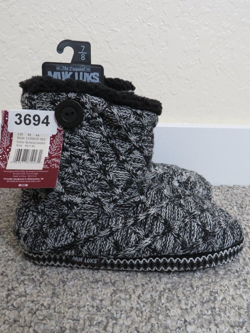 Muk Luks* Women's Fully Lined Slip Resistant Comfort Foam Slippers~ Medium (7-8)